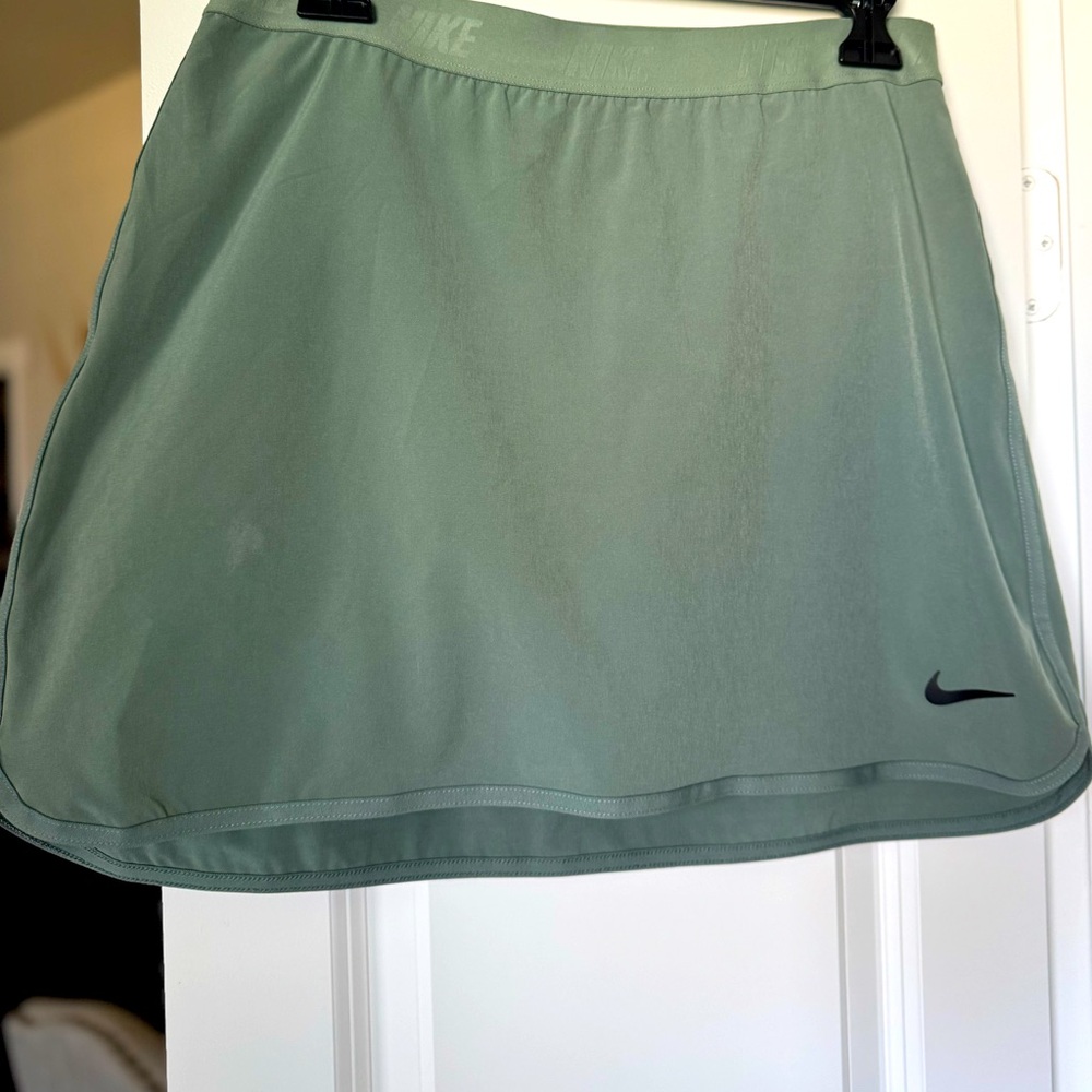 ⛳️Nike Dri-fit Golf Skirt, size S⛳️